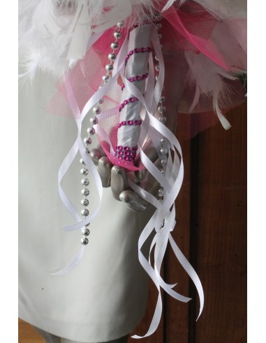 Bouquet mariée rond thème orchidées fuchsia, plumes, perles