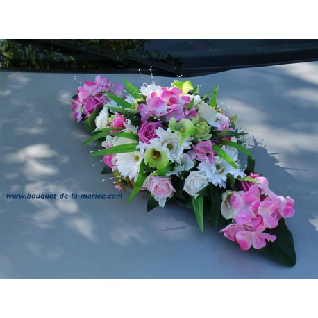 Bouquet pour capot de voiture de mariage thème fuchsia, vert anis