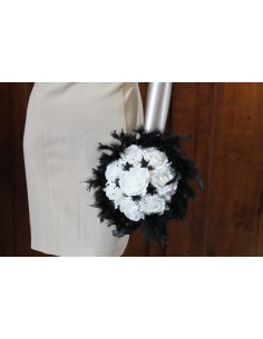 Bouquet de Mariée Rond noir/blanc ou noir/ivoire avec roses, plumes