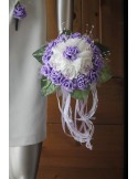 Bouquet de mariée ivoire / parme avec des perles et des plumes