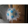 Bouquet de mariée bleu et blanc avec plumes