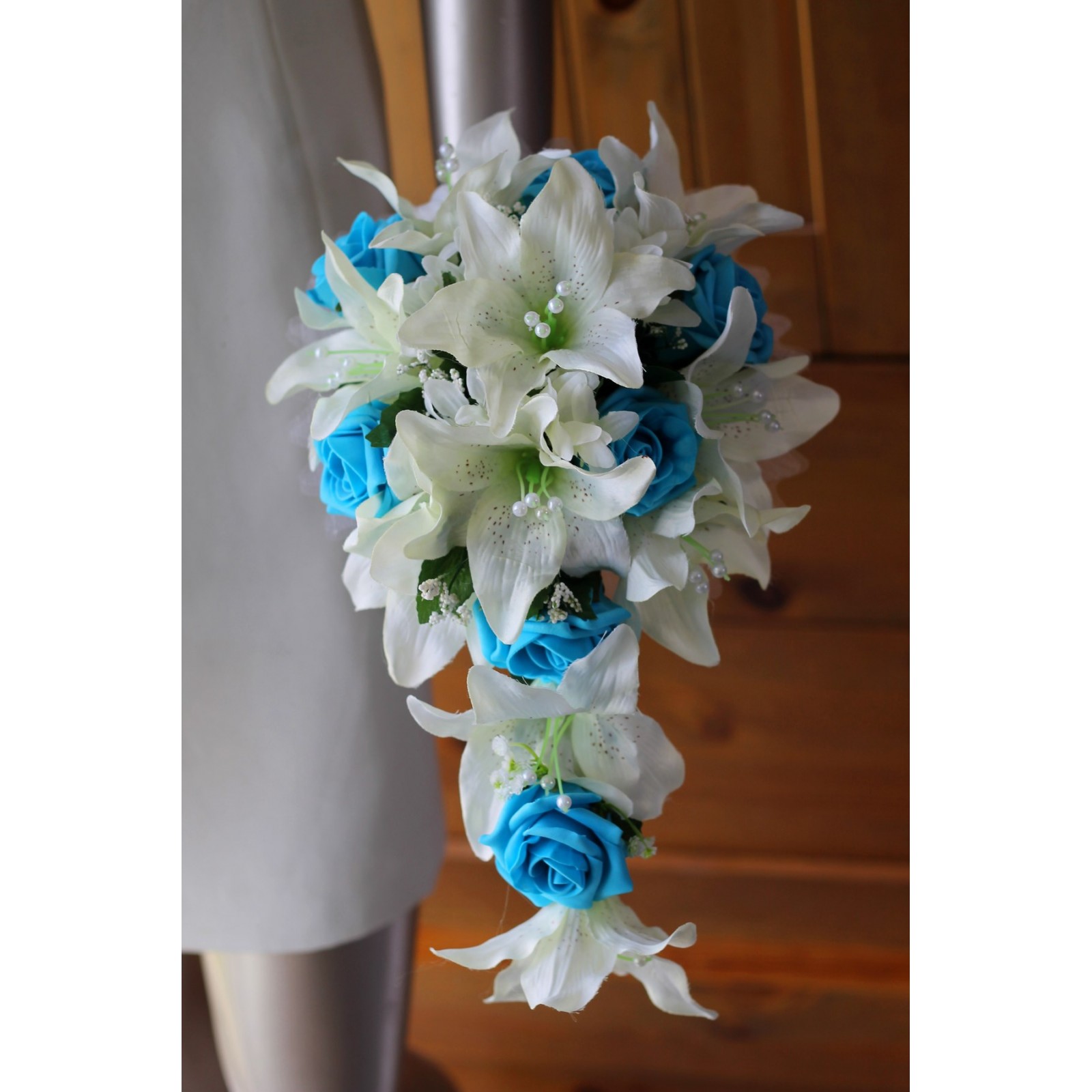 LYS Lys artificiel bleu blanc de fleur pour la décoration de mariage 