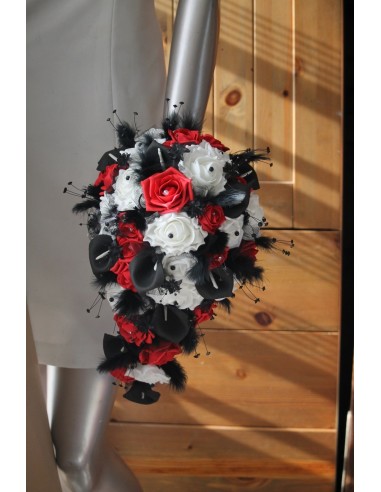 Magnifique Bouquet mariee cascade rouge et noir perles