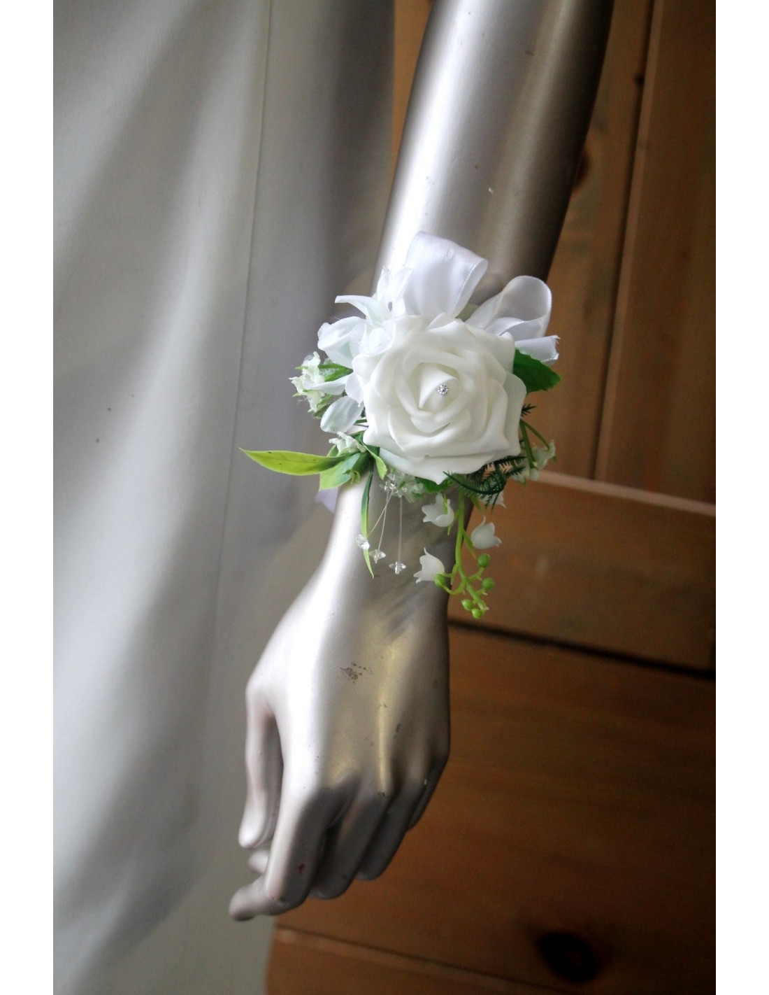 Bracelet fleurs Mariage rose blanche, petites lys, strass, muguet