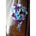 Bouquet de Mariée Tombant arums orchidées bleu violet