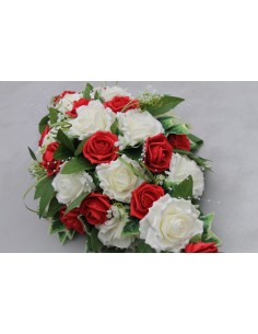 Décoration pour voiture de mariée avec de belles Roses Rouges 2