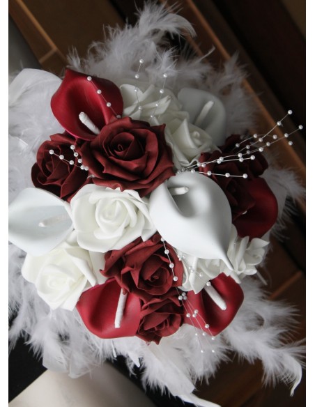 Bouquet de Fleurs Mariage: beaux arums bordeaux