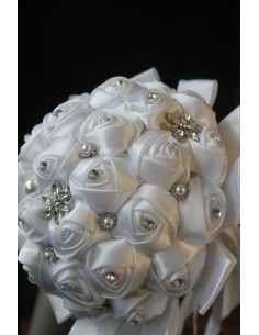 Bouquet Mariée Rond Roses Satinée avec Strass 2