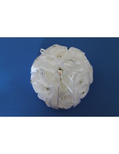 Coussin d'alliances cœur et roses blanches