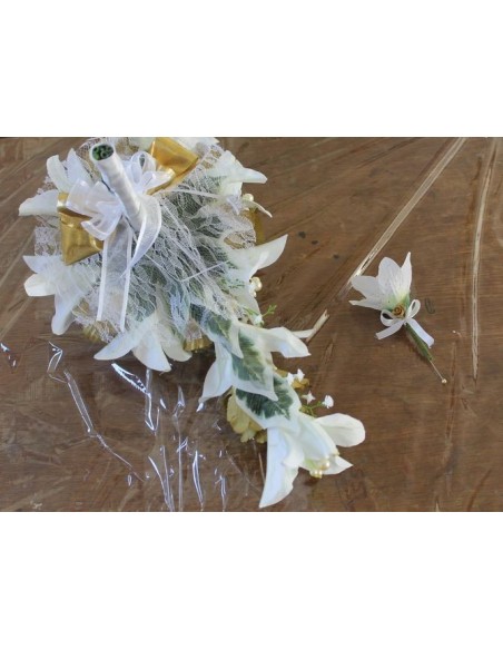 Bouquet de Mariée Tombant Dorée lys, roses et perles Bouquet de Mariée Tombant Dorée lys, roses et perles