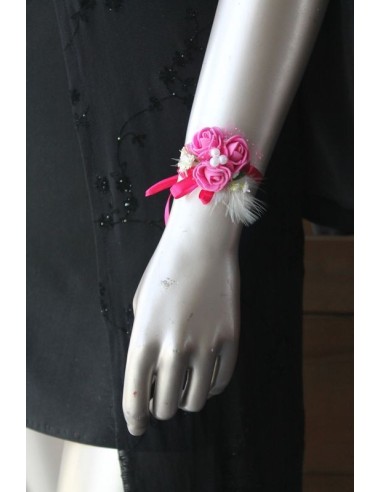 Bracelet de fleurs mariage rose fuchsia avec perles et plume