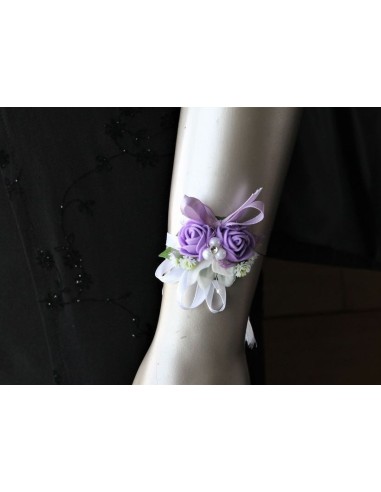 Bracelet de fleurs mariage parme, blanc et perles