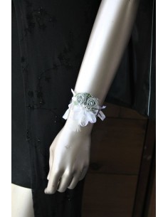Bracelet de fleurs mariage mini roses gris avec strass