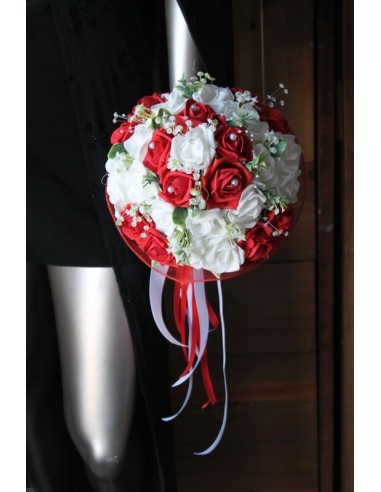 Bouquet de mariée rond roses rouges perles