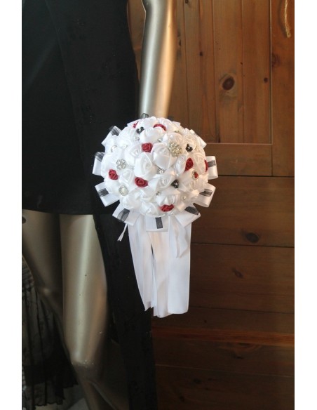 Bouquet Mariée Broches et Roses Satinée rouge et noir