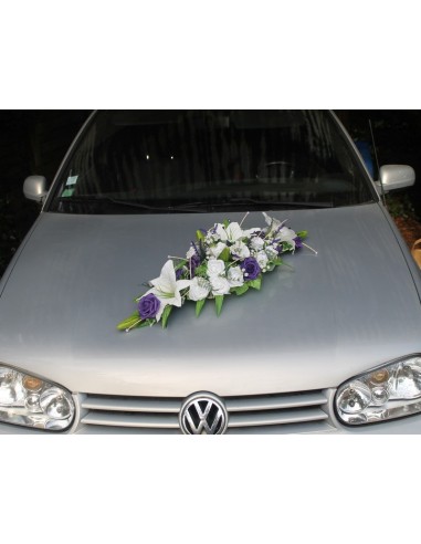 Gerbe de voiture de mariage couleur blanc et violet