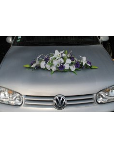 Gerbe de voiture de mariage couleur blanc et violet 2