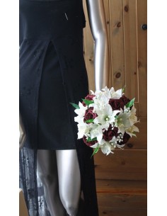 Bouquet de mariée lys et roses bordeaux et blanc ou ivoire