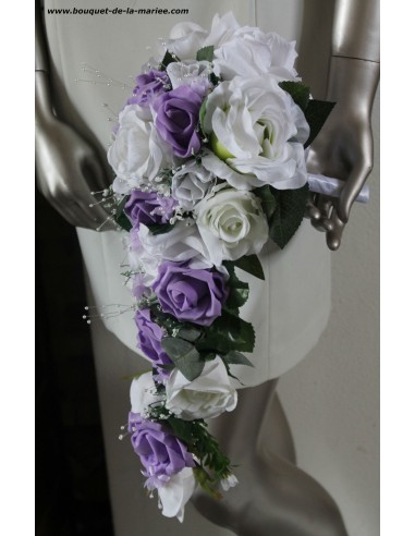 Bouquet de Mariée Tombant thème Parme avec roses, perles et strass