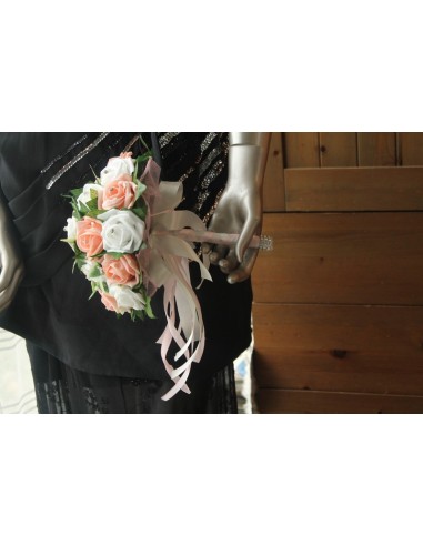 Bouquet de mariée rond couleur blanc et pêche rosé