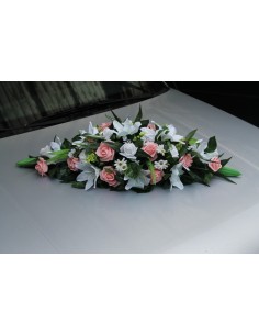 Bouquet de voiture de mariage avec roses et lys blanc et saumon 2