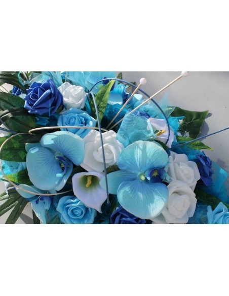 Décoration voiture mariage bleu, turquoise avec roses, orchidées... Décoration voiture mariage bleu, turquoise avec roses, orchidées...