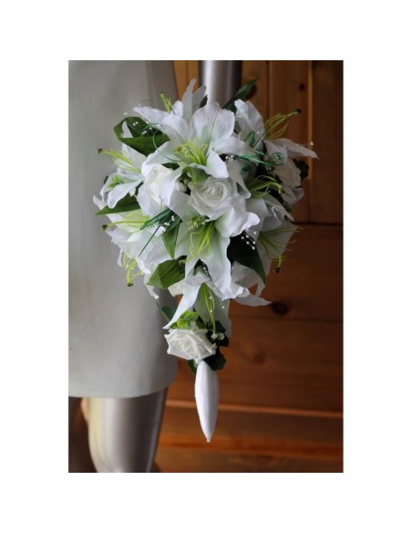Bouquet de Mariee Tombant "Lys et Roses" pour un beau mariage