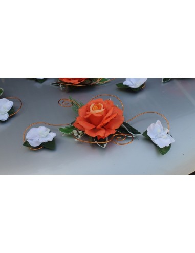 Compositions florales pour mariage orange et bleu