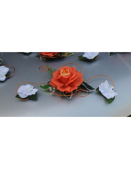 Compositions florales pour mariage orange et bleu Compositions florales pour mariage orange et bleu