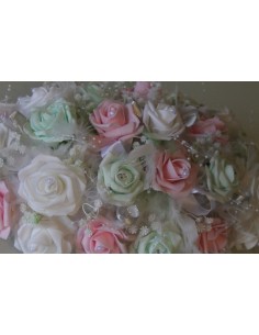 Bouquet de mariée, boutonnière et composition florale mariage rose et vert 2