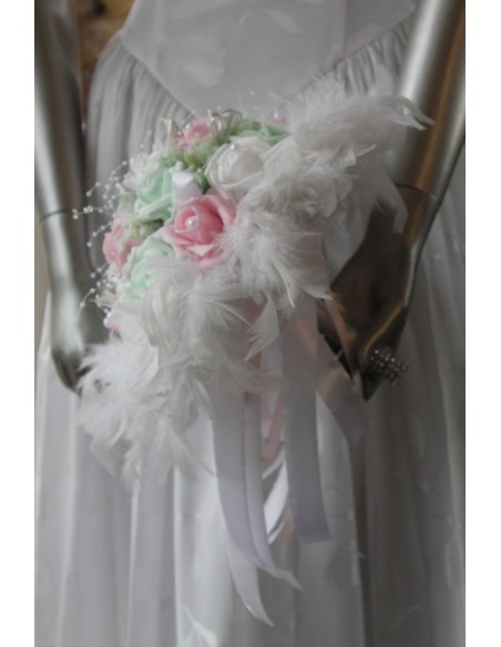 Bouquet de mariée, boutonnière et composition florale mariage rose et vert