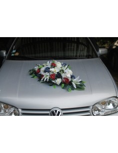 Bouquet de mariée et composition florale voiture bleu marine bordeaux