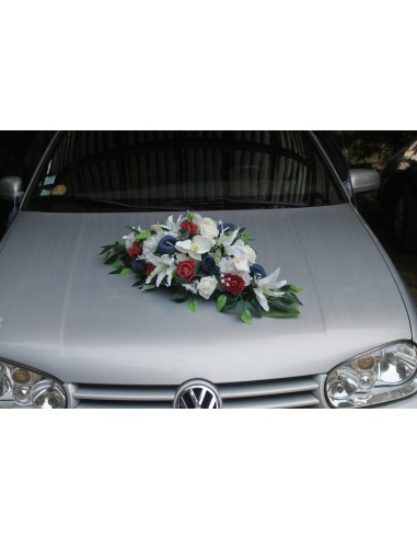 Bouquet de mariée et composition florale voiture bleu marine bordeaux