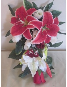 Bouquet de Mariée Tombant avec de gros Lys et roses