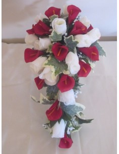 Bouquet de Mariée Tombant romantique avec des Arums et Roses