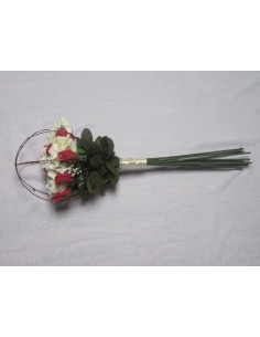 Bouquet de mariée "tiges longues" avec des roses, strass et tiges