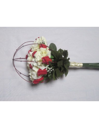 Bouquet de mariée "tiges longues" avec des roses, strass et tiges