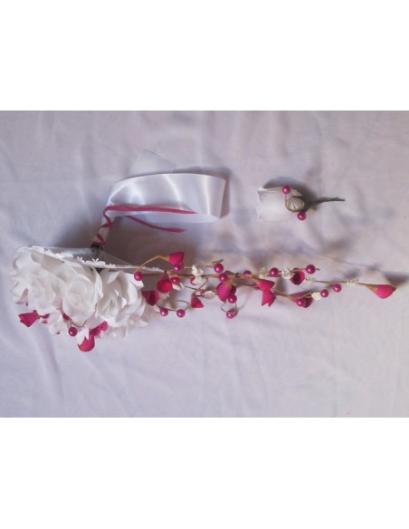 Bouquet de Mariée Cascade Original Blanc Fuchsia avec des roses 