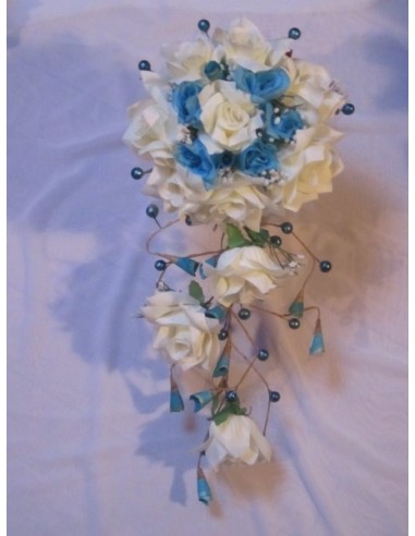 Bouquet Mariage Cascade Coup de cœur thème blanc, turquoise