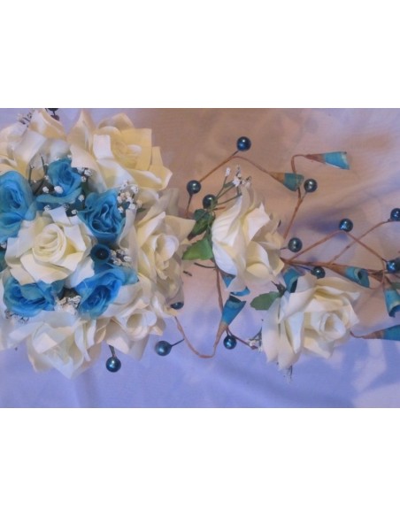 Bouquet Mariage Cascade Coup de cœur thème blanc, turquoise  Bouquet Mariage Cascade Coup de cœur thème blanc, turquoise