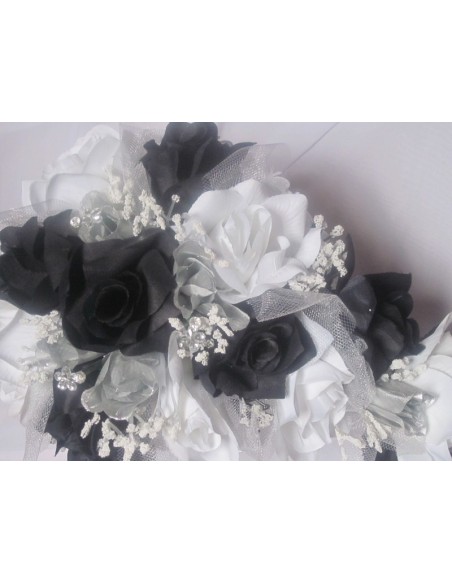 Bouquet de Mariage Cascade couleurs: noir argent, roses, strass Bouquet de Mariage Cascade couleurs: noir argent, roses, strass