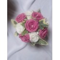 Bouquet demoiselle d'honneur fuchsia avec des roses diamentées