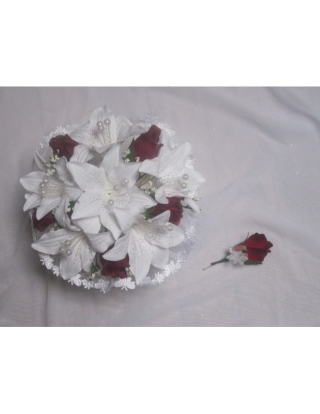 Bouquet de Mariée Rond + Boutonnière avec des lys, roses et perles