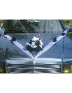 Décoration voiture pour mariage pas cher thème noir et blanc