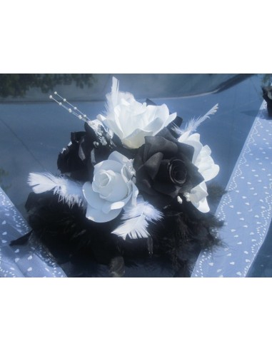 Décoration voiture pour mariage pas cher thème noir et blanc