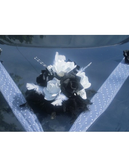 Décoration voiture pour mariage pas cher thème noir et blanc