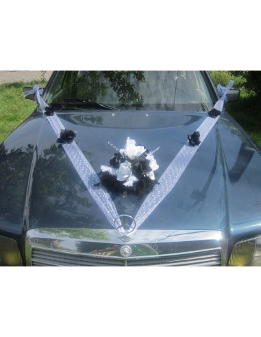 Décoration voiture pour mariage pas cher thème noir et blanc