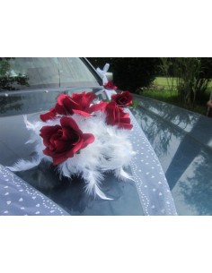 Décoration de voiture pour mariage thème roses bordeaux ou rouge 2