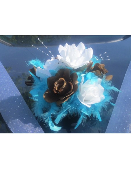 Décoration voiture mariage thème chocolat, turquoise avec plumes