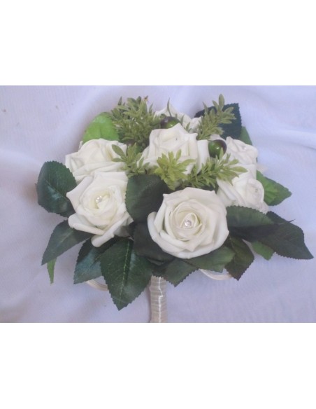 Bouquet de Mariée Rond thème ivoire vert avec des roses et feuilles